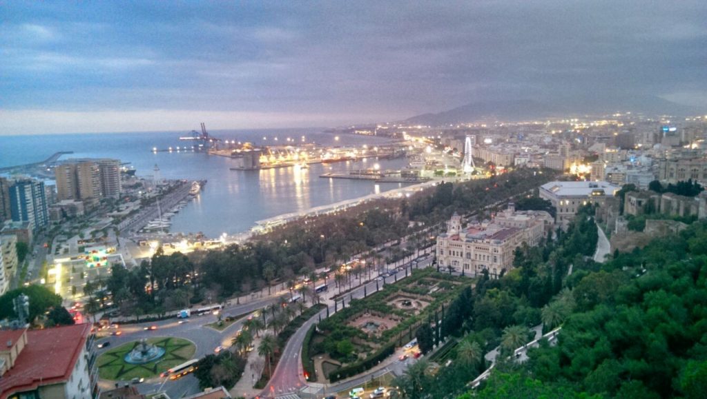 Estudiar en España: vista de Málaga desde el mirador del Gibralfaro