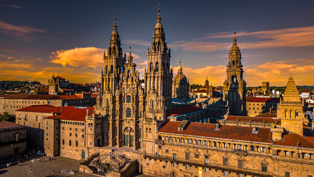 Camino a Santiago de Compostela: una experiencia vital de inmersión cultural y español